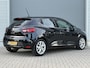 Renault Clio 0.9 TCe Limited | Airco | Cruise | Navigatie | Parkeersensoren achter | NL auto ! |