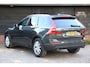 Volvo XC60 2.0 D4 Momentum Leer/Stoelverwarming/Trekhaak uitklapbaar