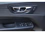 Volvo XC60 2.0 D4 Momentum Leer/Stoelverwarming/Trekhaak uitklapbaar