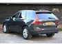 Volvo XC60 2.0 D4 Momentum Leer/Stoelverwarming/Trekhaak uitklapbaar