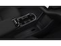 Volvo EX30 P5 Long Range Plus Europa 69 kWh | Harman Kardon Audio | Adaptieve Cruise Control | BLIS | Stoel-/Stuurverwarming | Keyless | Elektrisch Verstelbare Voorstoelen | Black Interieur |