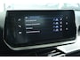 Peugeot 2008 1.2 Turbo Allure | Cruise Control | Trekhaak | Navigatie | Carplay | 17 Inch | Climate Control | LED | Sensoren