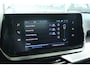 Peugeot 2008 1.2 Turbo Allure | Cruise Control | Trekhaak | Navigatie | Carplay | 17 Inch | Climate Control | LED | Sensoren