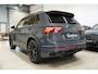 Volkswagen Tiguan 1.5 TSI R-Line * Pano - Trekhaak - Camera - Black Style - ACC - Blind Spot - 20" - IQ Light - Head Up *