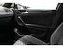 Volkswagen Tiguan 1.5 TSI R-Line * Pano - Trekhaak - Camera - Black Style - ACC - Blind Spot - 20" - IQ Light - Head Up *