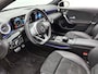 Mercedes-Benz A-klasse 180 AMG line Automaat | Cruise control | Stoelverwarming | Navigatie | Camera | Panoramadak