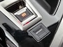 Peugeot 3008 1.2 PureTech Blue Lease Executive Automaat | Adaptive Cruise | CarPlay | Camera | Parkeersensoren