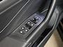 Volkswagen T-Roc 1.0 TSI R-Line | Adaptive cruise | IQ light | Clima | Stoel + stuurverwarming | Carplay | Navi |