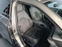 Lexus UX 250h 2.0 Style Edition Trekhaak/Stoel- & stuurverwarming/Camera/Parkeersensoren/Apple Carplay/Android auto