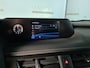 Lexus UX 250h 2.0 Style Edition Trekhaak/Stoel- & stuurverwarming/Camera/Parkeersensoren/Apple Carplay/Android auto
