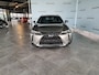Lexus UX 250h 2.0 Style Edition Trekhaak/Stoel- & stuurverwarming/Camera/Parkeersensoren/Apple Carplay/Android auto