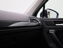 Volkswagen Tiguan 1.5 TSI Elegance 150 PK| Dealeronderhouden | Trekhaak | Navigatie | Achteruitrijcamera | Climatronic ( 3 zones ) | Parkeersensoren + Assistent | Achterklep Elektrisch