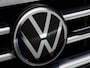Volkswagen Tiguan 1.5 TSI Elegance 150 PK| Dealeronderhouden | Trekhaak | Navigatie | Achteruitrijcamera | Climatronic ( 3 zones ) | Parkeersensoren + Assistent | Achterklep Elektrisch