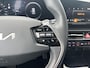 Kia Niro EV ExecutiveLine 64.8 kWh | 10 jaar garantie, Trekhaak, Elektr. stoelen, Stoelventilatie, Dealer onderhouden, 1e eigenaar, Warmtepomp, Adaptieve cruise.