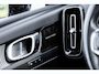 Volvo XC40 1.5 T5 Recharge R-Design | Panorama dak | Stoel/stuurverwarming | Adaptieve cruise control | Harman/Kardon | Elektrische stoelverstelling |