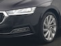 Skoda Octavia Combi 1.4 TSI iV PHEV Business Edition 204pk Dealer O.H. | Panodak | Adaptive Cruise | Voorstoelen Verwarmd | Crystal LED | Keyless | Apple Carplay | Sfeerverlichting | Navigatie | DAB | Plug In Hybrid |