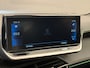 Peugeot 208 1.2 PureTech GT Pack Panoramadak | Automaat | Camera | 17 LMV | Clima | Leder/Alcantara | 3D Dashboard | Carplay | Bluetooth | LED  | Achteruitrijcamera | Apple Carplay/Android Auto|telefoonintegratie premium | Elektrische ramen achter