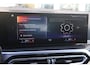 BMW i4 (g26) eDrive40 M-Sport 340pk SoH 94% | Pano | Laser | Carbon | Camera | Stoelverwarming | Harman/Kardon | HUD |