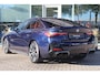 BMW i4 (g26) M50 544pk M-Sport SoH 94% | Tansanietblau | Pano | 360 CAM | Laser | Harman/Kardon | Trekhaak |