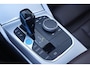 BMW i4 (g26) M50 544pk M-Sport SoH 94% | Tansanietblau | Pano | 360 CAM | Laser | Harman/Kardon | Trekhaak |