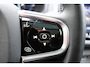 Volvo XC90 T8 455PK Automaat Plug-in hybrid AWD Ultimate Dark / Bowers & Wilkins / Luchtvering / Head Up Display / 360 Camera / Massagestoelen / Gelaagde Zijruiten / Trekhaak /