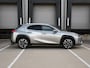 Lexus UX 250h Executive Line 184pk Automaat 100% LEXUS ONDERHOUDEN | LEDER | 18''LM | DODE HOEK | CRUISE.C | HEAD-UP