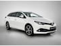 Toyota Auris Touring Sports 1.8 Hybrid Dynamic Ultimate | Stoelverwarming | Buitenspiegels Elektrisch Verstel/inklapbaar | Cruise Control | Climate Control | Achteruitrijcamera | Parkeersensoren voor+achter | 17" Velgen |