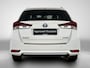 Toyota Auris Touring Sports 1.8 Hybrid Dynamic Ultimate | Stoelverwarming | Buitenspiegels Elektrisch Verstel/inklapbaar | Cruise Control | Climate Control | Achteruitrijcamera | Parkeersensoren voor+achter | 17" Velgen |