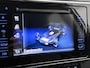 Toyota Auris Touring Sports 1.8 Hybrid Dynamic Ultimate | Stoelverwarming | Buitenspiegels Elektrisch Verstel/inklapbaar | Cruise Control | Climate Control | Achteruitrijcamera | Parkeersensoren voor+achter | 17" Velgen |
