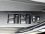 Toyota Auris Touring Sports 1.8 Hybrid Dynamic Ultimate | Stoelverwarming | Buitenspiegels Elektrisch Verstel/inklapbaar | Cruise Control | Climate Control | Achteruitrijcamera | Parkeersensoren voor+achter | 17" Velgen |