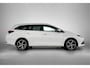 Toyota Auris Touring Sports 1.8 Hybrid Dynamic Ultimate | Stoelverwarming | Buitenspiegels Elektrisch Verstel/inklapbaar | Cruise Control | Climate Control | Achteruitrijcamera | Parkeersensoren voor+achter | 17" Velgen |