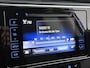 Toyota Auris Touring Sports 1.8 Hybrid Dynamic Ultimate | Stoelverwarming | Buitenspiegels Elektrisch Verstel/inklapbaar | Cruise Control | Climate Control | Achteruitrijcamera | Parkeersensoren voor+achter | 17" Velgen |