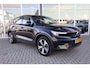 Volvo C40 Recharge Core 69 kWh|Camera|Panoramadak|Carplay|Navi|