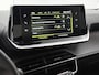 Peugeot 2008 SUV Allure Pack 130pk | Navigatie via Apple Carplay / Android Auto | Achteruitrijcamera | 3D Cockpit | Climate Control | Cruise Control | Led koplampen | Parkeersensoren | Keyless start | Bluetooth | DAB+ radio | Donker getint glas | 17" lichtmetalen velgen |