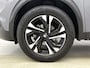 Peugeot 2008 SUV Allure Pack 130pk | Navigatie via Apple Carplay / Android Auto | Achteruitrijcamera | 3D Cockpit | Climate Control | Cruise Control | Led koplampen | Parkeersensoren | Keyless start | Bluetooth | DAB+ radio | Donker getint glas | 17" lichtmetalen velgen |