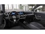 Mercedes-Benz A-klasse 180 Business Solution AMG | Panoramadak | Night | Keyless | Multibeam | Stoelverwarming |