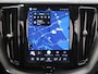 Volvo XC60 2.0 T6 Plug-in hybrid AWD Plus Dark | SOH 98% | 360 Camera | Trekhaak | Harman/Kardon Audio | Ele. verstelbare stoelen + geheugen | Panoramadak | Stuur/Stoelverwarming | Ele.kofferdeksel |