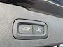 Volvo V60 2.0 T6 Plug-in hybrid AWD Plus Dark l Verwarmbare Voorruit l Trekhaak l 360 camera l