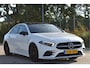 Mercedes-Benz A-klasse 250 e Business Solution AMG Limited 218 pk | Zéér vol | 360 gr.camera | Massagestoelen | Pano | Elekt.stoelen memory | Burmester | Sfeerverlichting | Full LED