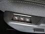 Peugeot e-2008 EV GT Avantage 54 kWh 17% BIJTELLING | DIRECT LEVERBAAR | AUTOMAAT | STOELVERWARMING | ALCANTARA | MASSAGESTOEL