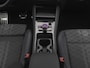 Volkswagen Tiguan 1.5 eHybrid R-Line Edition 204 pk DSG | LED Matrix | Trekhaak | Navigatie | Elektrische achterklep | Keyless | 360 Camera | dodehoek Detectie | Stoel- & Stuurverwarming |