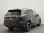 Volkswagen Tiguan 1.5 eHybrid R-Line Edition 204 pk DSG | LED Matrix | Trekhaak | Navigatie | Elektrische achterklep | Keyless | 360 Camera | dodehoek Detectie | Stoel- & Stuurverwarming |