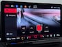 Volkswagen T-Roc 1.5 eTsi R-line First Edition | Head-up Display | 360 Camera | Side Assist | ACC | Elek. Achterklep | Stuur-/Stoelverwarming | Black Style | 20'' |