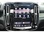 Volvo EX40 Single Motor Extended Range Ultra Black Ed. 82 kWh | Apple Carplay/Android Auto | Electronic climate control | Panoramadak | 20" lichtmetalen velgen | Voorstoelen verwarmd | Warmtepomp |