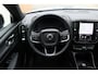 Volvo EX40 Single Motor Extended Range Ultra Black Ed. 82 kWh | Apple Carplay/Android Auto | Electronic climate control | Panoramadak | 20" lichtmetalen velgen | Voorstoelen verwarmd | Warmtepomp |