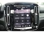Volvo EX40 Single Motor Extended Range Ultra Black Ed. 82 kWh | Apple Carplay/Android Auto | Electronic climate control | Panoramadak | 20" lichtmetalen velgen | Voorstoelen verwarmd | Warmtepomp |