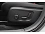 Volvo EX40 Single Motor Extended Range Ultra Black Ed. 82 kWh | Apple Carplay/Android Auto | Electronic climate control | Panoramadak | 20" lichtmetalen velgen | Voorstoelen verwarmd | Warmtepomp |
