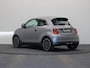 Fiat 500 3+1 La Prima 42 kWh | Panoramisch dak | 94% accu score | Stoelverwarming | Lane assist |