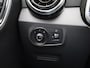 MG MG ZS EV Luxury 45 kWh | Automaat | Panoramadak | Leder | Navigatie | Airco | Achteruitrijcamera | Apple Carplay / Android Auto | Stoelverwarming | Lichtmetalen Velgen | Trekhaak