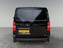 Peugeot e-Expert EV L3 75kWh 136pk STX SPORT | Lederen bekleding STX | STX Pakket | Dakspoiler | Sideskirts | 18 inch zwarte velgen | City NAVI Pakket | Comfort Pakket | Exterieur Pakket | Full ECO LED verlichting | Winter Pakket | Dubbele schuifdeur | Houten afwerking laadruimte | Scheidingswand comfort met raam | Reservewiel